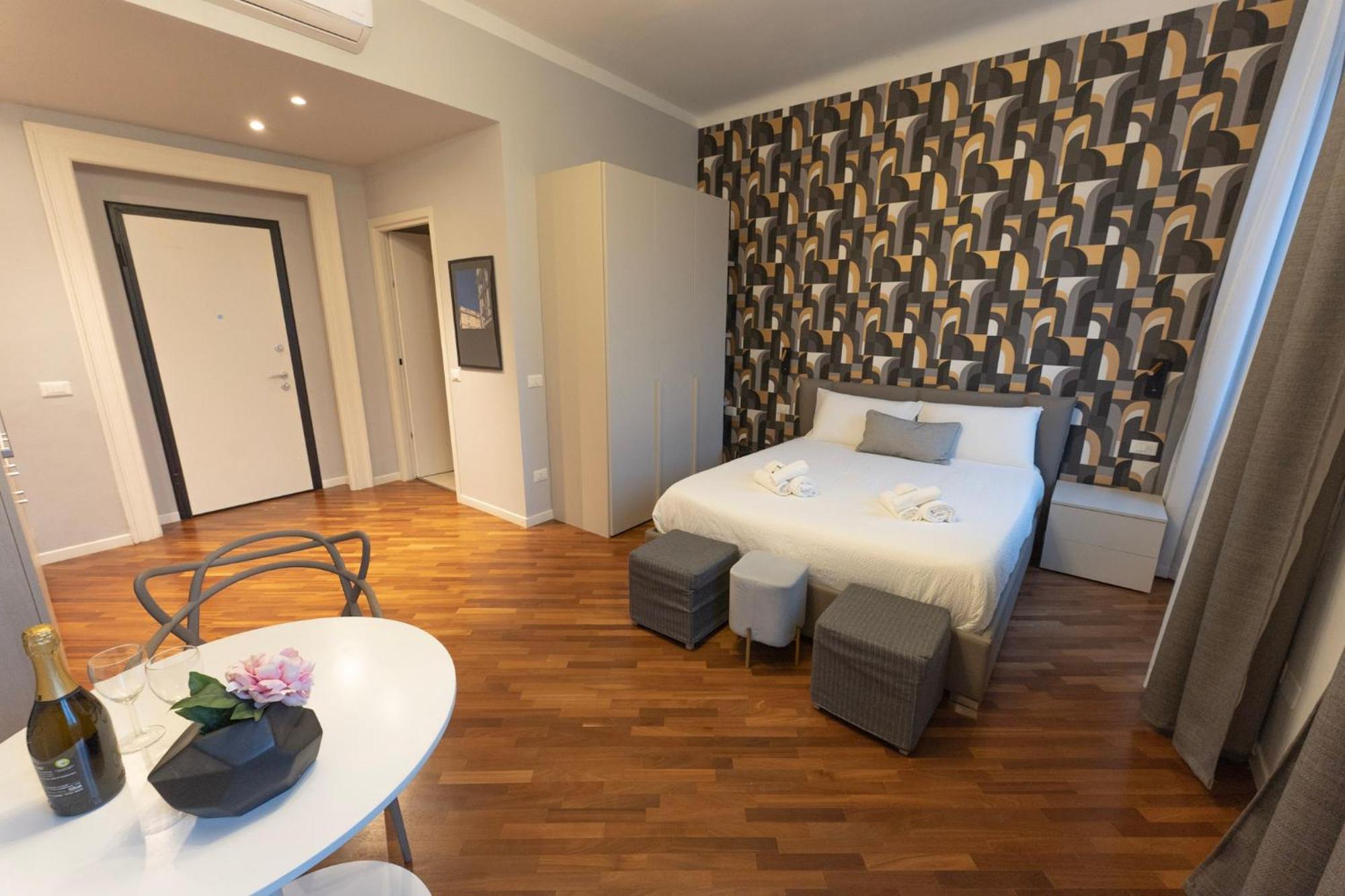 Sofia Residence Stazione Trieste Eksteriør billede